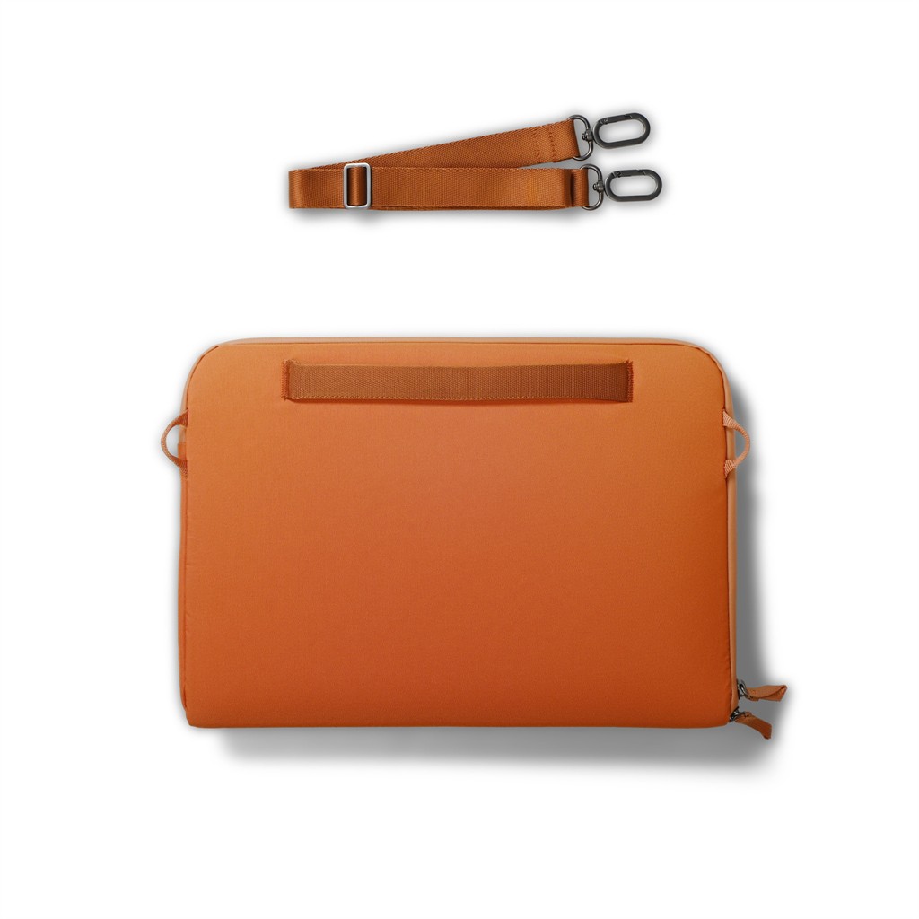 Essentials Laptop Sleeve 14"